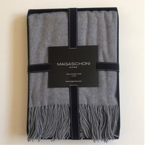 Magaschoni Solid 100% Cashmere Throw Heather Grey Gift Box 50" W x 60" NEW